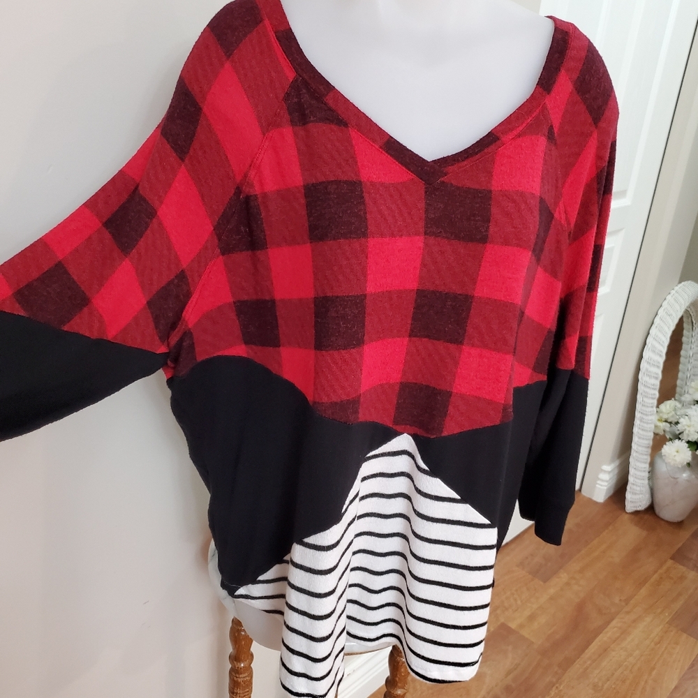 Rickis Red and Black Plaid V-Neck Sweater 1x - Picture 2 of 13